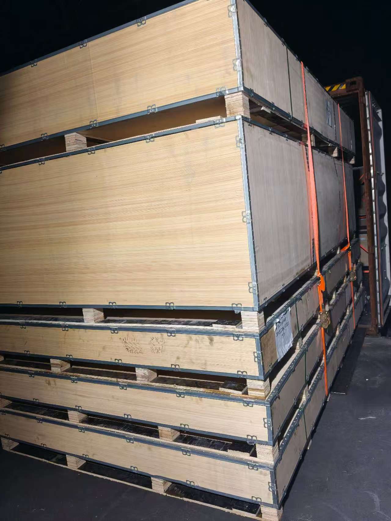 shipping package shipping package